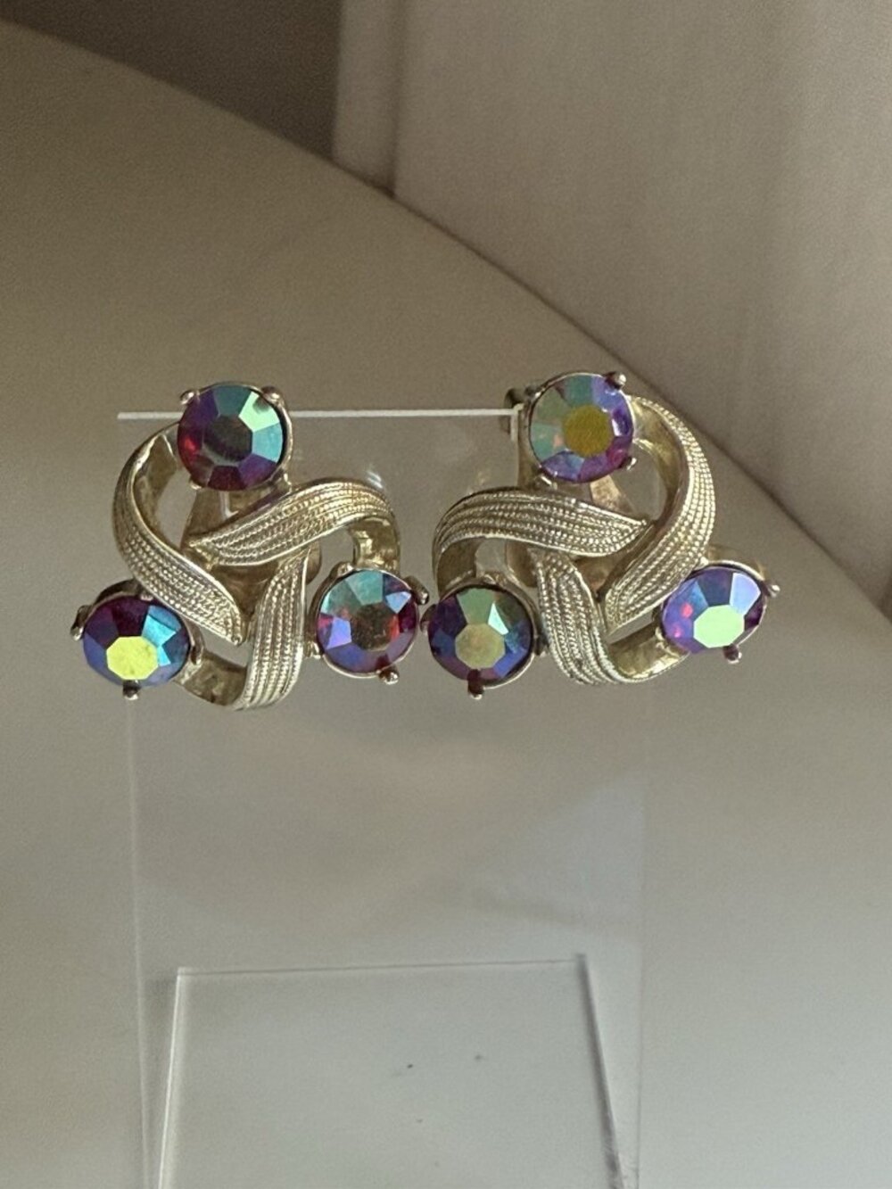Vintage Signed KRAMER Clip Earrings IrIdescent  Faceted Glass Goldtone AB